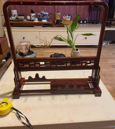 红酸枝大号带笔搁毛笔架。笔搁磁吸式。尺寸4...