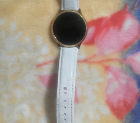 宝入的，想换个可以插卡的，闲置出智能手表 ...