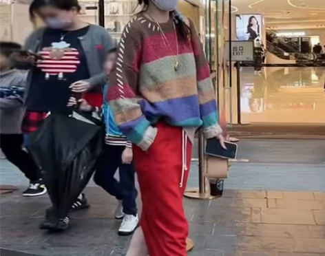 港风彩虹色毛衣套装裙子女秋冬复古chic2...