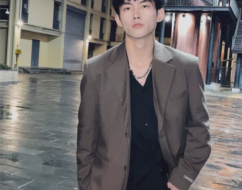 cuibuju 高级感简约休闲西装外套男宽...