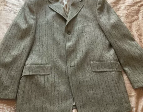 男士西服，爱都西服9.9成新没穿过就在柜子...