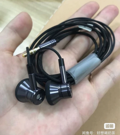 万魔1moreEO303金澈耳机 几乎全新...