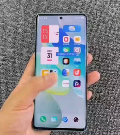 vivo 旗舰机系列 X80假日,8+4+...
