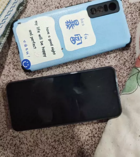 处理一台vivos7e5G手机，全原装没有...