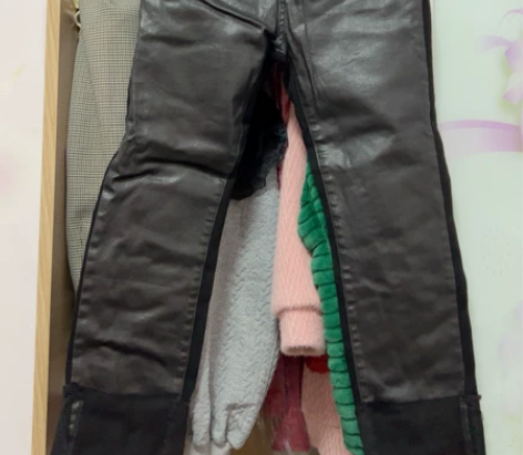 皮裤拼接牛仔裤 九分裤 115以内穿L码。...