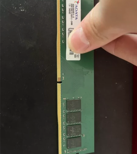 威刚2666hz内存8g??2自用感觉打游...