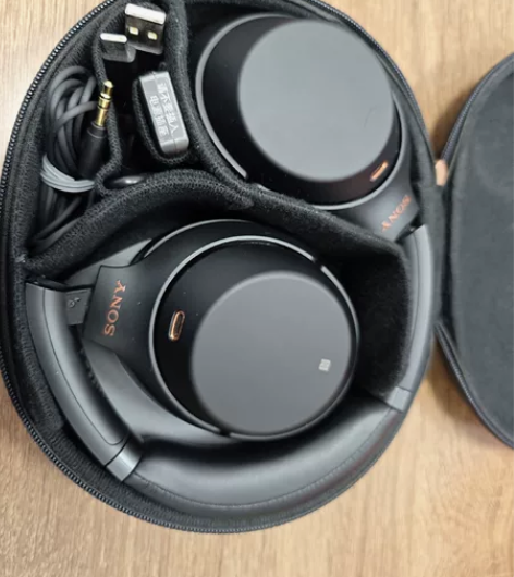Sony/索尼 WH-1000XM3头戴式...