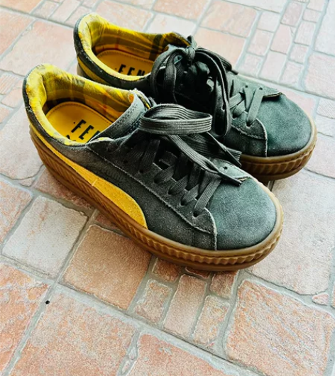 Puma 蕾哈娜棕绿黄厚底松糕鞋！细节见图...
