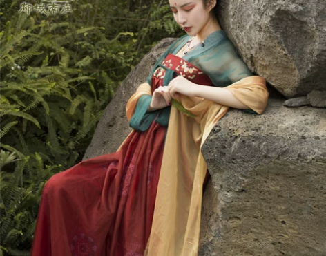 都城南庄传统汉服原创隋唐绣花印花齐胸襦裙墨...