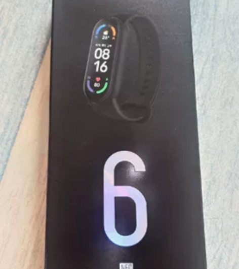 小米手环6nfc版本 奖品来的 全新未拆封...