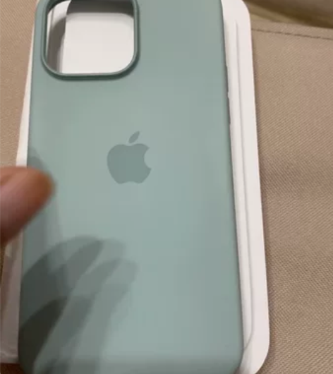 iphone 14pro max硅胶保护壳...