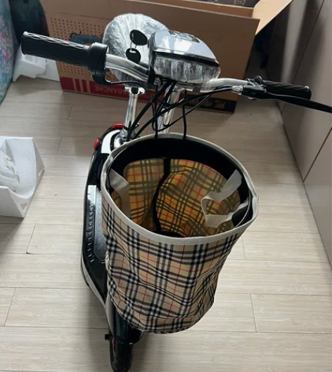 全新未使用过，冲一次电5公里，可折叠便捷代...