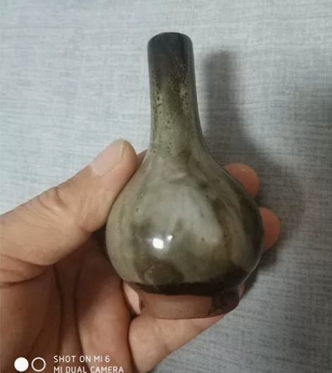 几十年紫砂小玉净瓶! 感兴趣的话点“我想要...