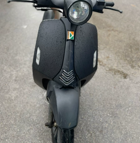 踏板摩托车，国产的那个维斯帕罗马假日，金浪...