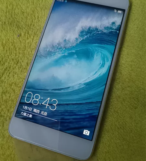 华为nova全网通4十64G，功能正常使用...