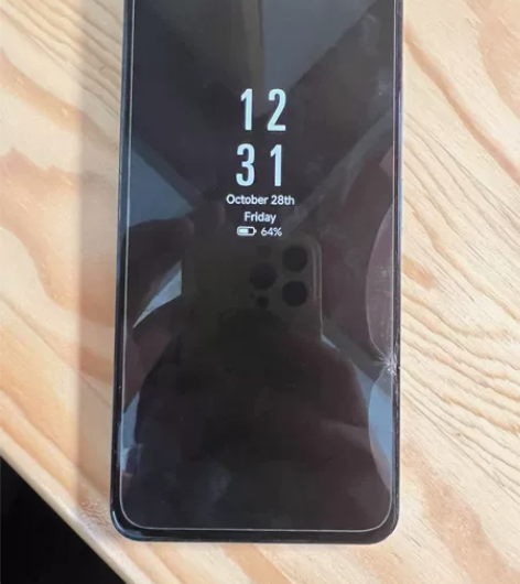 红米 k50 12+256 今年六月购入，...