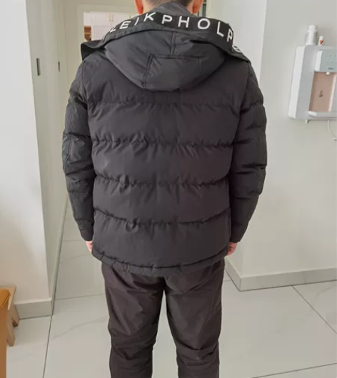 旧羽绒服，身高168体重135。48码。洗...