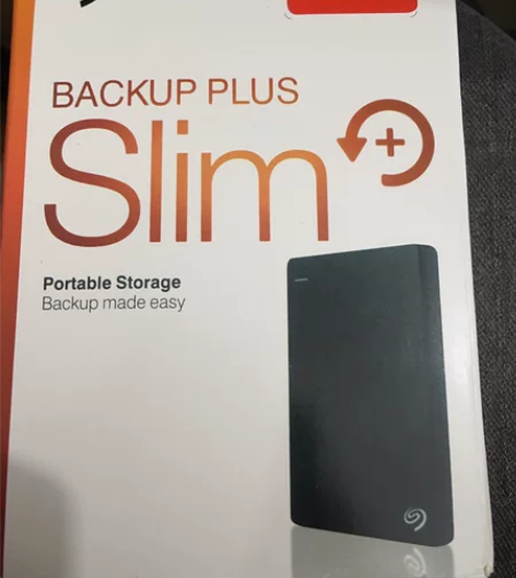 同款式三星T5移动固态硬盘这个是希捷 2T...