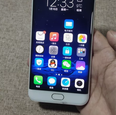 vivo xplay6 1.全网通双卡双待...