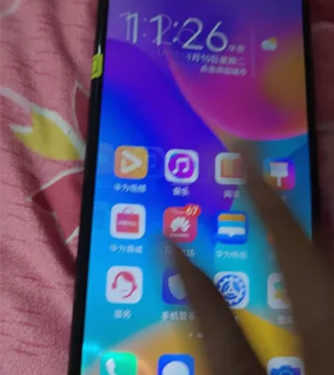 荣耀play3   内存4+64g 外屏维...