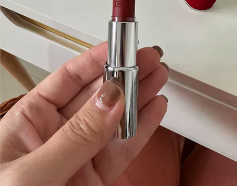 闲置口红出，色号在细节图里 感兴趣的话点“...