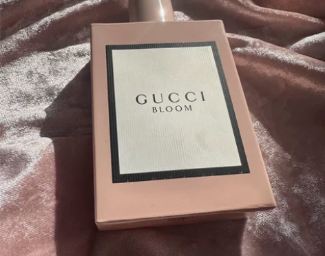 gucci香水 自用超喜欢 买的套盒100...
