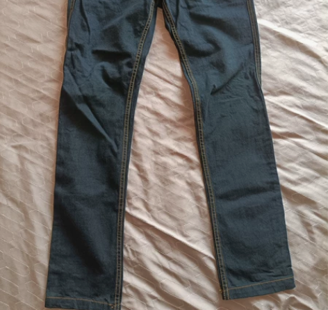 男士深蓝色牛仔裤，品牌不详，修身，版型质量...