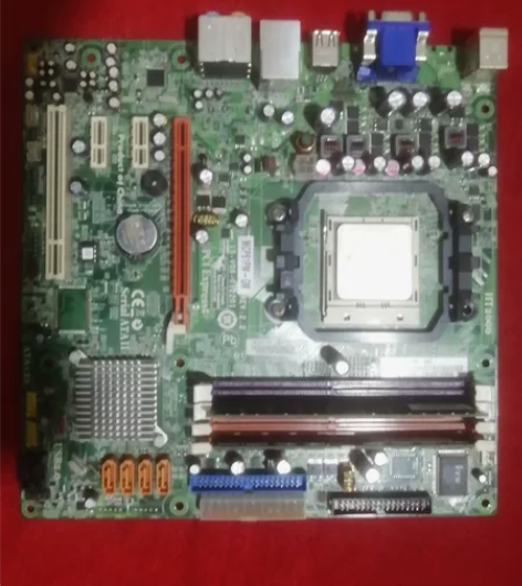 两个电脑主板 一个弘基主板（不知道型号）一...