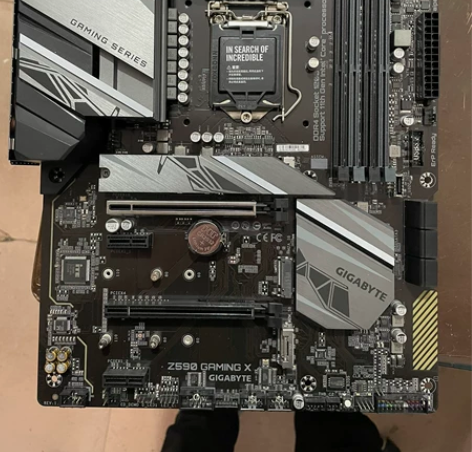 技嘉z590 gaming x主板 测试正...