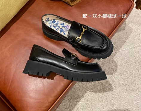 大叔家2021春季新款真皮英伦风乐福鞋女厚底复古中跟单鞋小皮... 大叔家2021春季新款真皮英伦风乐福鞋女厚底复古中跟单鞋小皮...