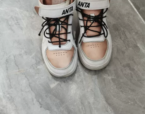 安踏24码 感兴趣的话点“我想要”和我私聊...