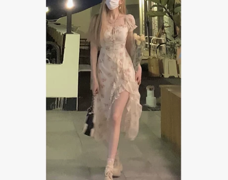 DREAM SEVEN77 碎花吊带连衣裙...