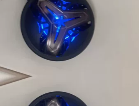 手机礠吸散热器。 新的没用过 喜欢的来 ...