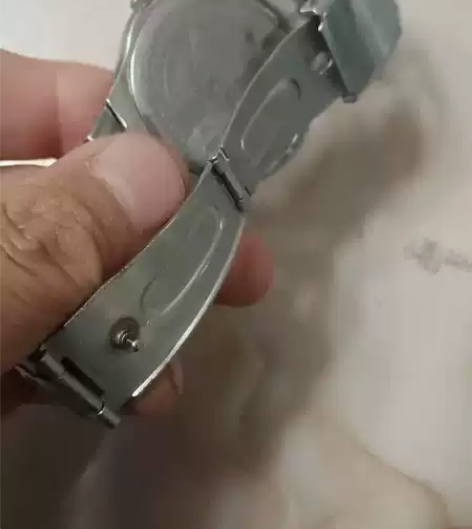 个人闲置雷诺手表，品相如图，功能正常，二手...