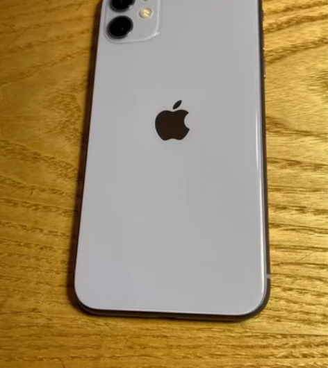 南京自用iPhone 11 128g 99...