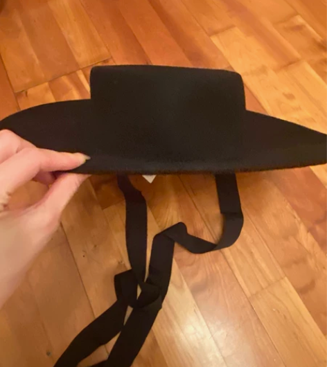 平顶礼帽、拍照、凹造型必备 感兴趣的话点“...