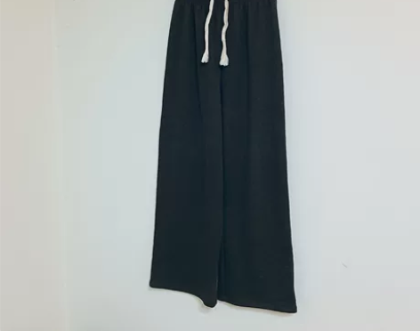 出一条阔腿裤 花灰色 万能好搭配 包容性特...