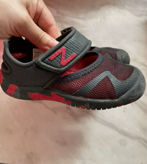 NB新百伦儿童凉鞋 9成新 8码