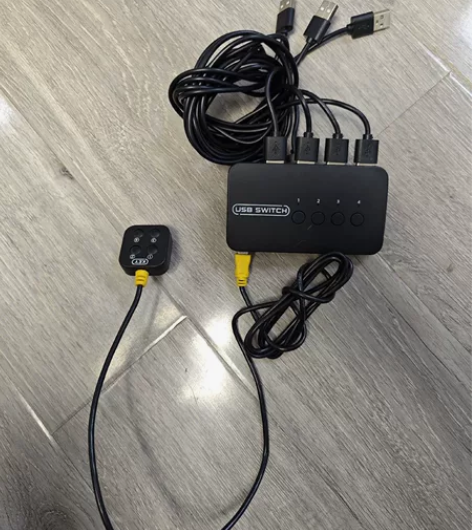 usb切换器四进四出，四台电脑主机共用键盘...