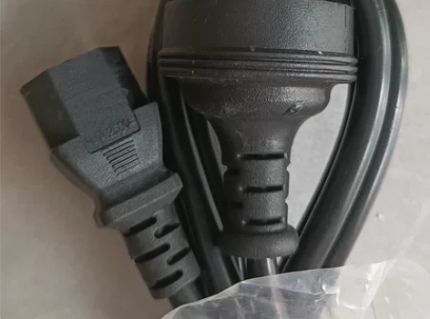 电脑主机电源线。6元，全新不包邮。 感兴趣...