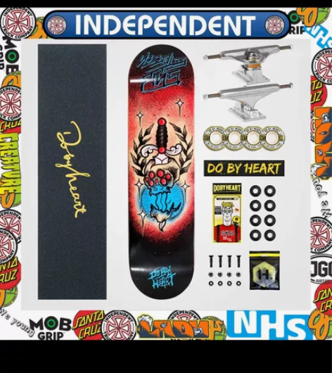 专业板升级版DBH滑板刷街代步动作专业四轮...