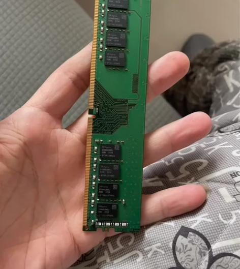 海力士内存条 台式机内存单根8G 3200...