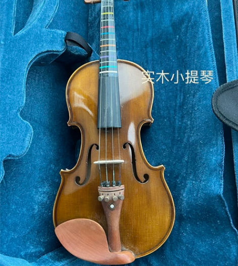 1/2 小提琴， 声音大音色优美，孩子换大...