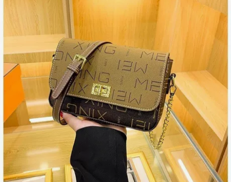 清仓全新女士信封包斜挎包正品带全套包装 包...