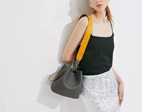 FIND KAPOOR时尚女包单肩斜挎包女...