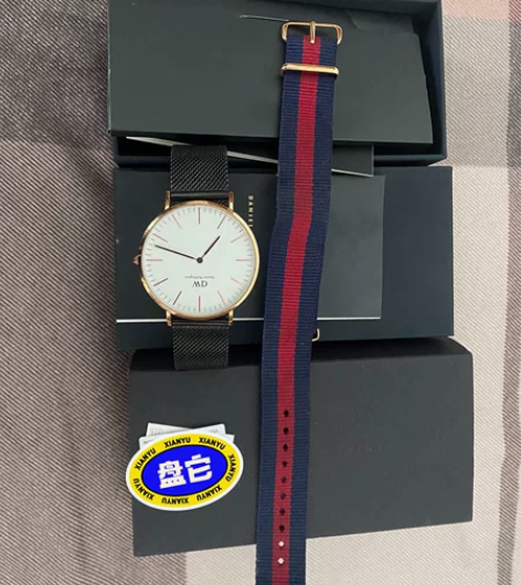 自用dw手表（简洁大方） 有官网购买记录，...