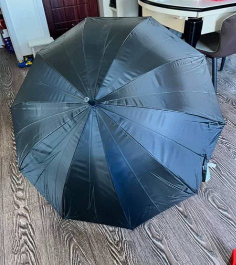 天堂伞黑伞，直骨晴雨伞，真的巨大！ 感兴趣...