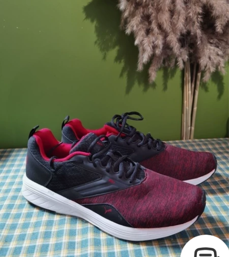 特价！PUMA彪马男款运动鞋 跑鞋，暗红色...