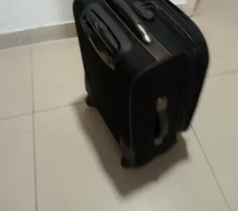 20寸加厚箱包凡布两轮拉杆箱，带扩容拉链打...