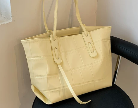 ?大容量包包女包夏季百搭2022新款潮时尚...